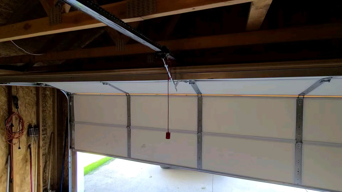 handyman available? garage door won't open